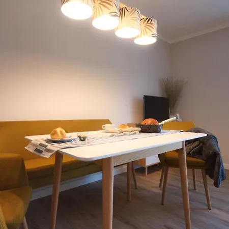 Haus Seeblick Mit 9 * Alt Reddevitz