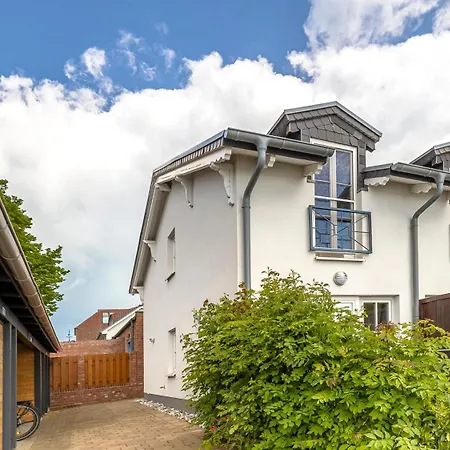 Haus Seeblick Mit 9 * Alt Reddevitz
