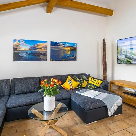 Apartment Haus Seeblick Mit 9 *