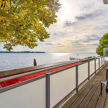 Haus Seeblick Mit 9 Apartment