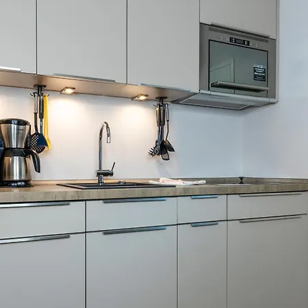 Апартаменты Haus Seeblick Mit 9 Alt Reddevitz