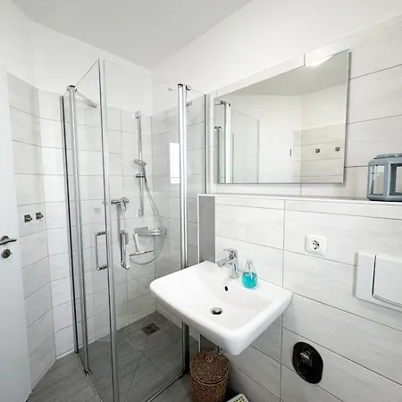 Haus Seeblick Mit 9 Alt Reddevitz