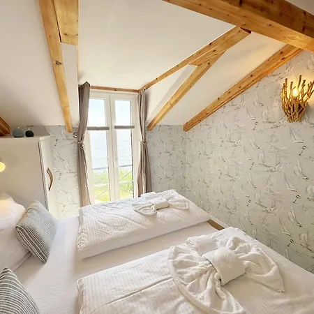 Haus Seeblick Mit 9 Alt Reddevitz